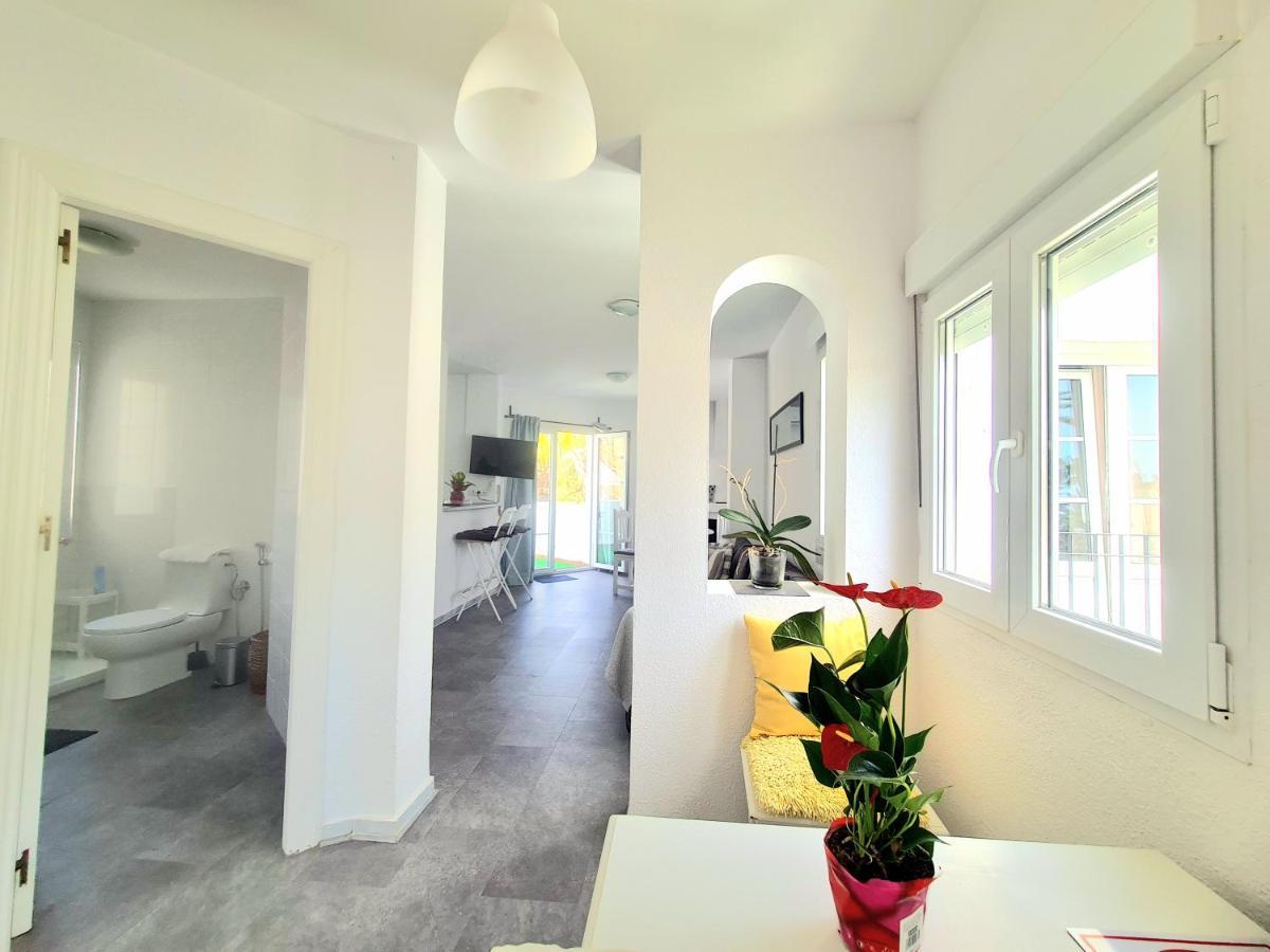 Apartamento Con Vistas Al Campo De Golf Y Piscina Leilighet Fuengirola Eksteriør bilde